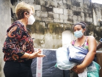 Presidenta de Unidad de Acción Social realizó entrega de ayuda humanitaria